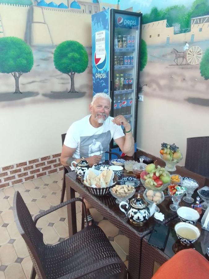 Khiva Khan Hotel Esterno foto