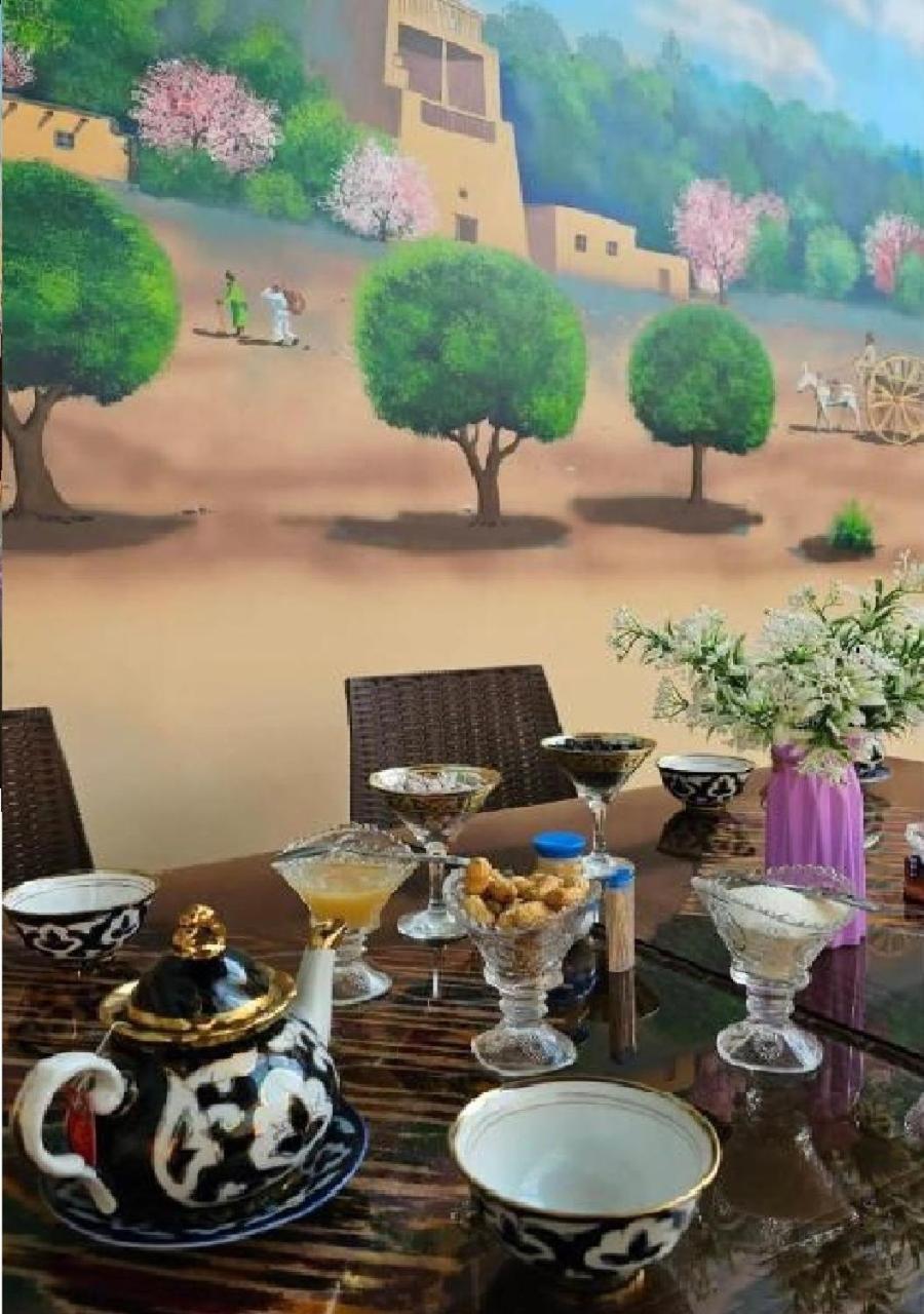 Khiva Khan Hotel Esterno foto