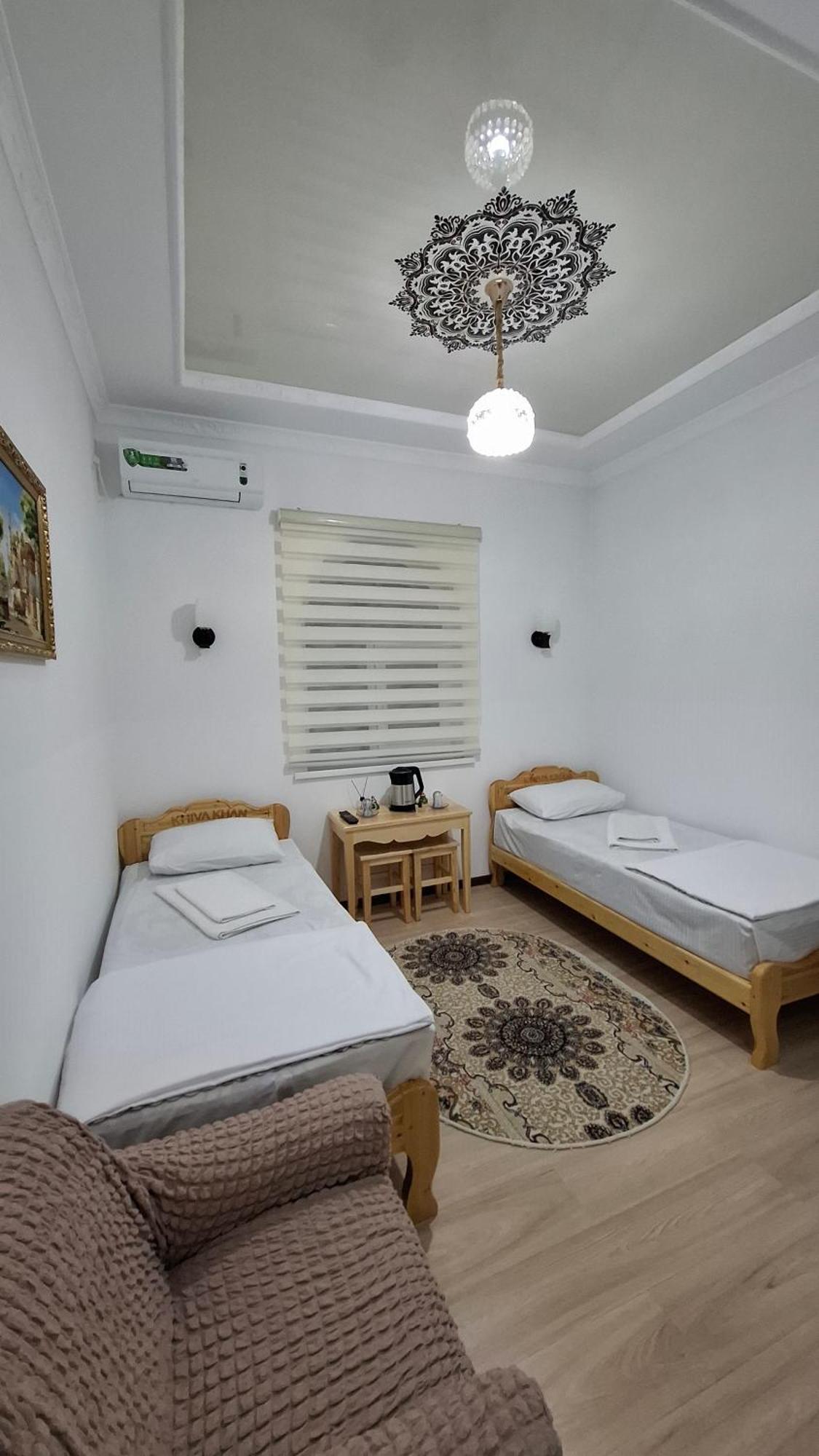 Khiva Khan Hotel Esterno foto