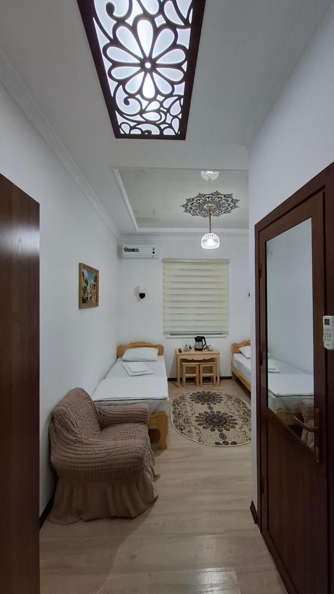 Khiva Khan Hotel Esterno foto